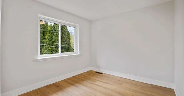 129 Culford Road, Toronto, ON, M6M 4K6 - 17