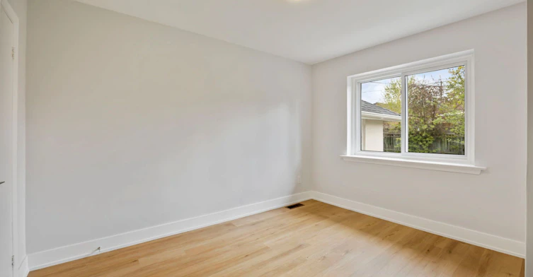 129 Culford Road, Toronto, ON, M6M 4K6 - 15