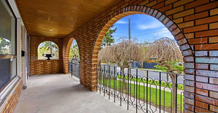 129 Culford Road, Toronto, ON, M6M 4K6 - 2