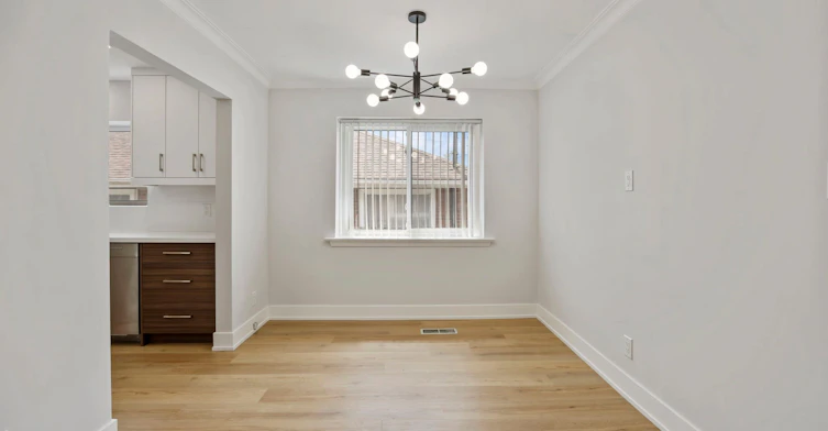 129 Culford Road, Toronto, ON, M6M 4K6 - 7
