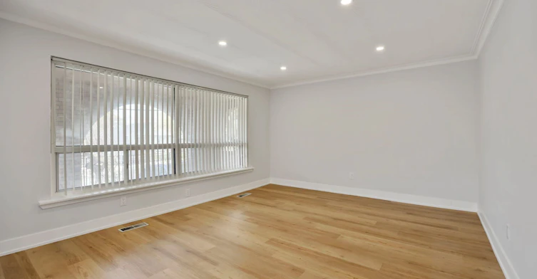 129 Culford Road, Toronto, ON, M6M 4K6 - 4