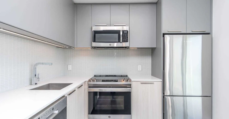 1209-20 Brin Drive, Toronto, ON, M8X 0B2 - 9