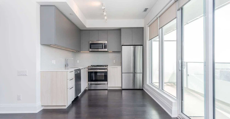 1209-20 Brin Drive, Toronto, ON, M8X 0B2 - 5