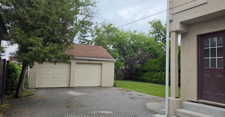 Upper-279 Cornelius Parkway, Toronto, ON, M3K 1T6 - 35