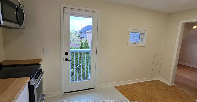 Upper-279 Cornelius Parkway, Toronto, ON, M3K 1T6 - 13