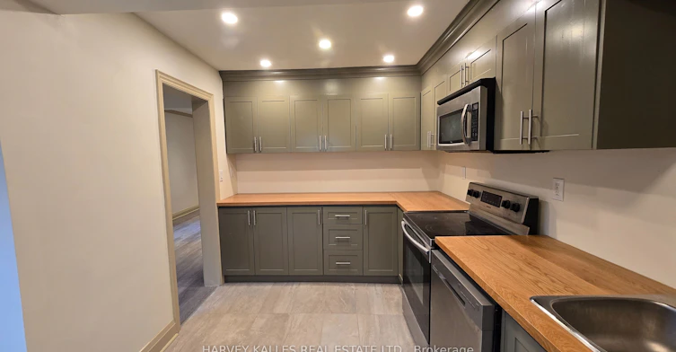 Main-279 Cornelius Parkway, Toronto, ON, M3K 1T6 - 19