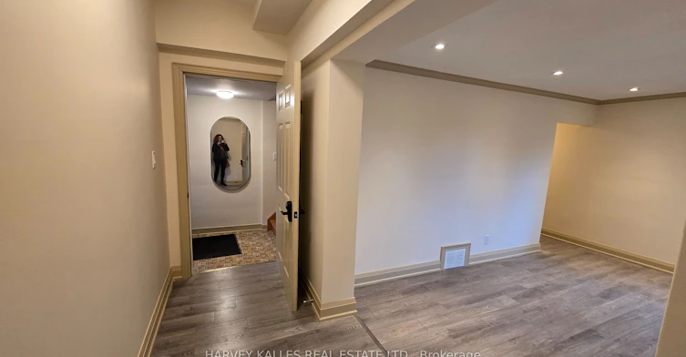 Main-279 Cornelius Parkway, Toronto, ON, M3K 1T6 - 8