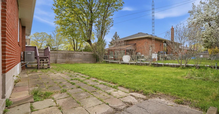 4 Kebral Avenue, Toronto, ON, M9B 1C6 - 25