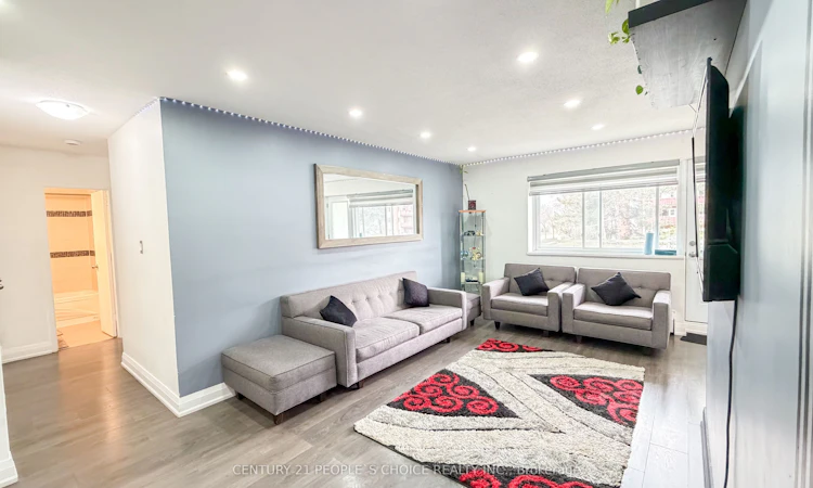 201-2485 Woking Crescent
