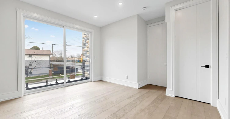 4-170 Dixon Road, Toronto, ON, M9P 2L8 - 12