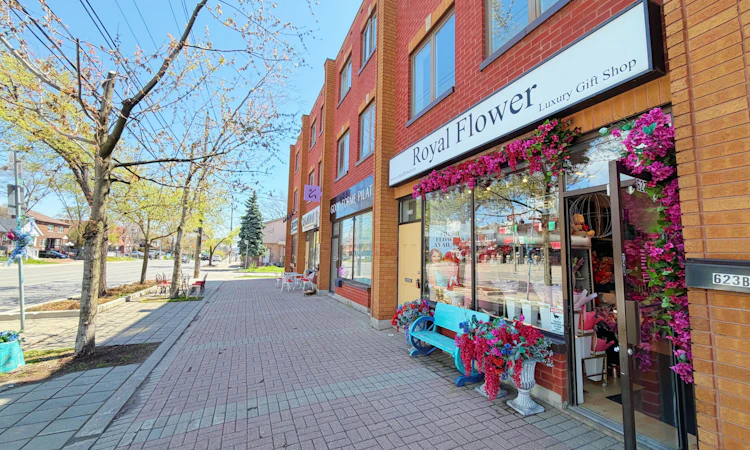 623-623A The Queensway N/A