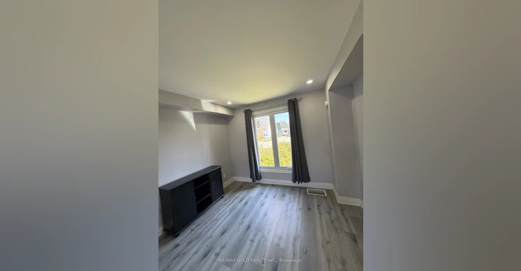 Upper Leave 1/2nd Floor-5 Herron Place, Brampton, ON, L6S 1P3 - 7
