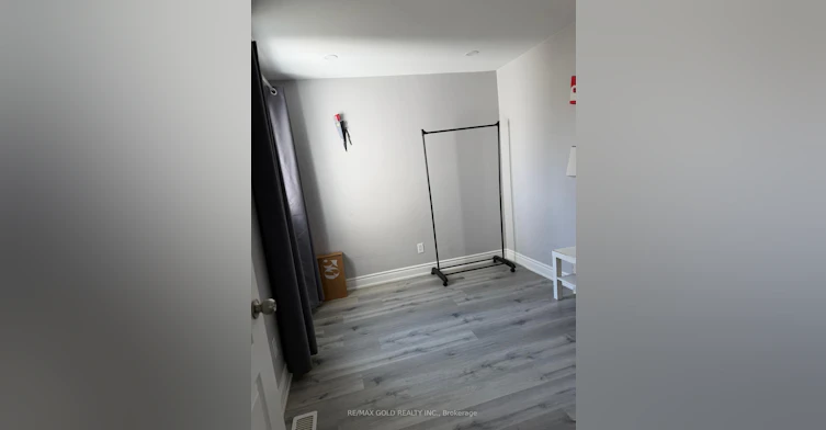 Upper Leave 1/2nd Floor-5 Herron Place, Brampton, ON, L6S 1P3 - 11