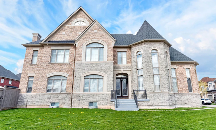 28 Pendergast Court
