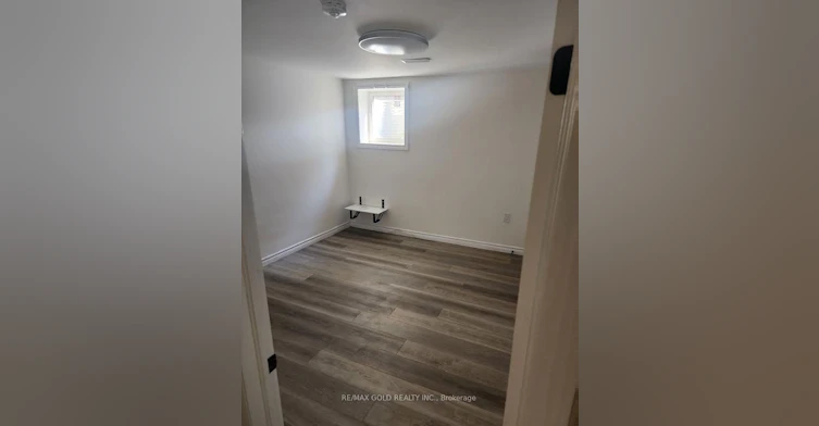 Lower Level-1778 Folkway Drive, Mississauga, ON, L5L 2X8 - 4