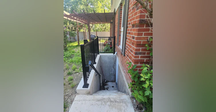 Lower Level-1778 Folkway Drive, Mississauga, ON, L5L 2X8 - 2