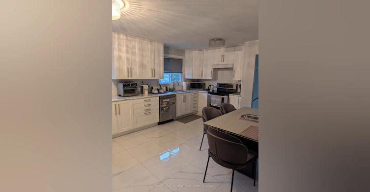 134 Chalfield Lane, Mississauga, ON, L4Z 1L2 - 2