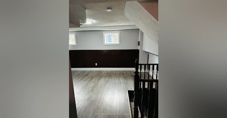 827 Stainton Drive, Mississauga, ON, L5C 1G2 - 5