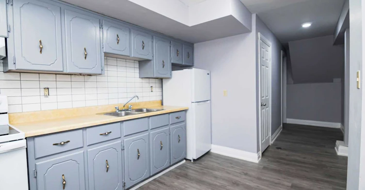 827 Stainton Drive, Mississauga, ON, L5C 1G2 - 9