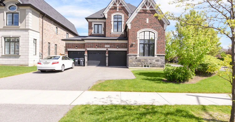 Main/Upper level-5167 Symphony Court, Mississauga, ON, L5M 0Z6