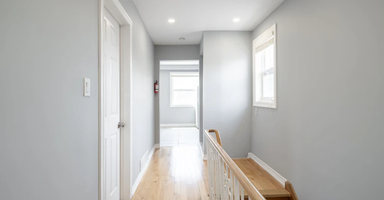 Upper-35A Bowie Avenue, Toronto, ON, M6E 2P2 - 17