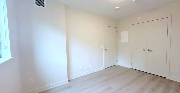 301-3385 Dundas Street W, Toronto, ON, M6S 2S2 - 11