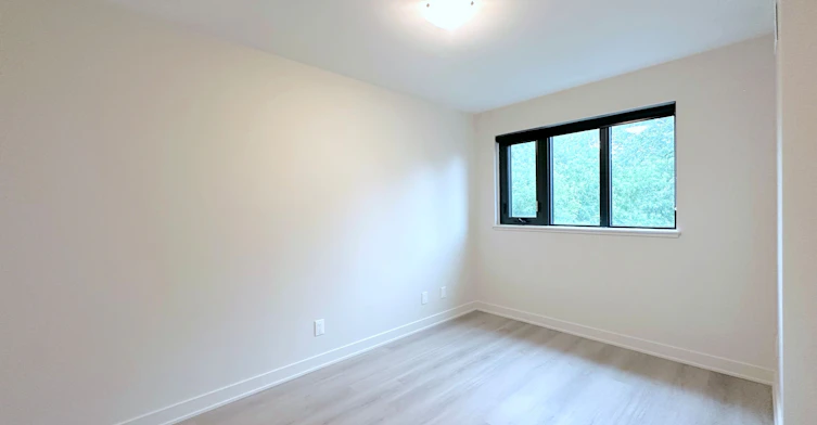301-3385 Dundas Street W, Toronto, ON, M6S 2S2 - 10