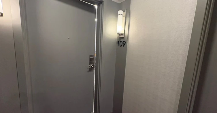 109-130 Canon Jackson Drive, Toronto, ON, M6M 3Y4 - 3
