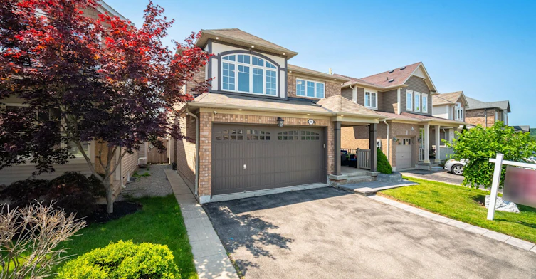 996 Savoline Boulevard, Milton, ON, L9T 7T1 - 2