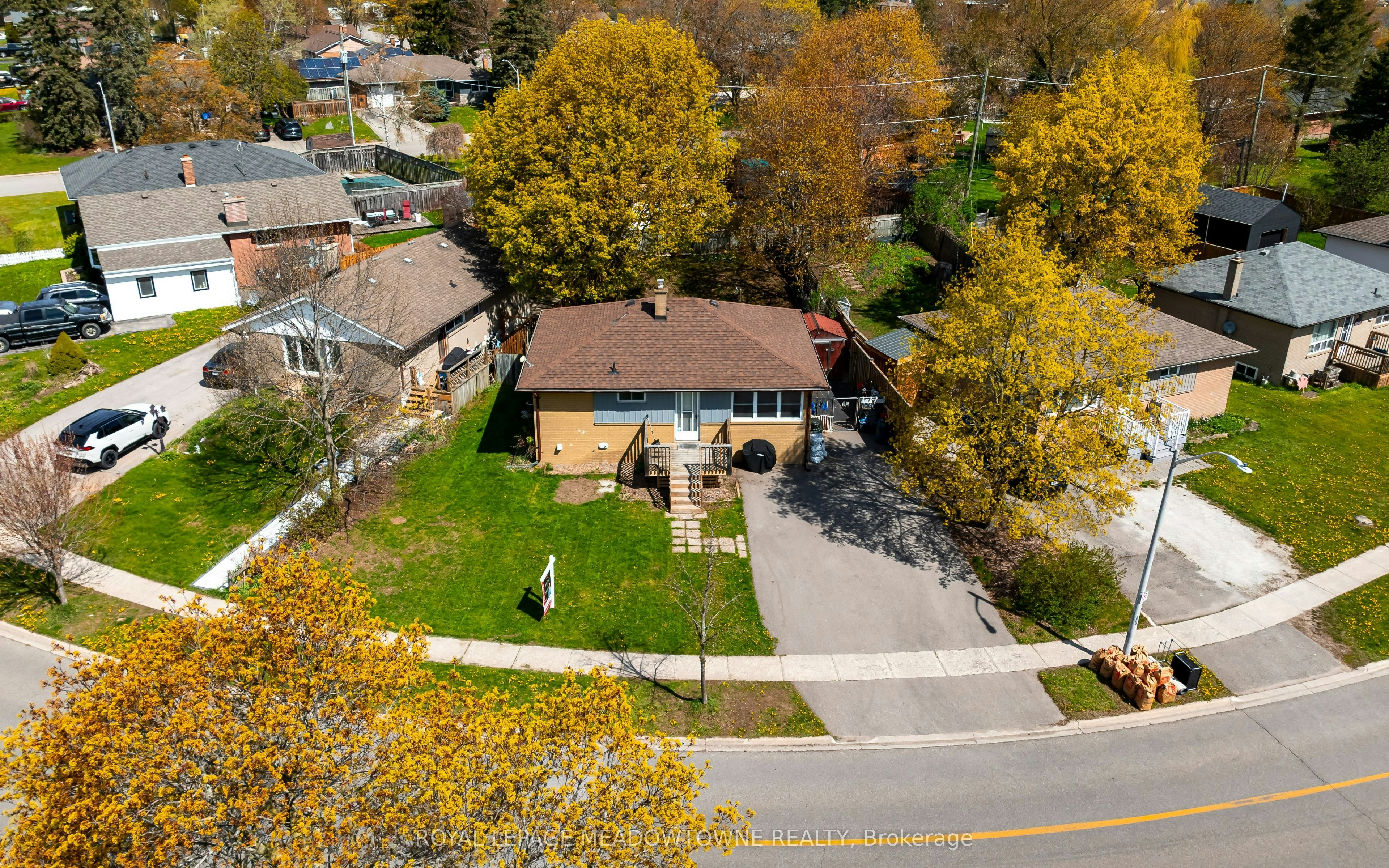 169 Longfield Road, Halton Hills, ON, L7J 2K7