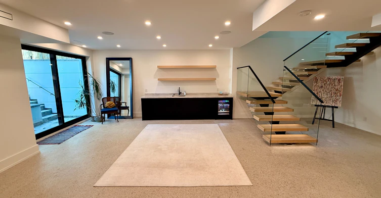 12 Bernice Avenue, Toronto, ON, M8Y 1Z6 - 49