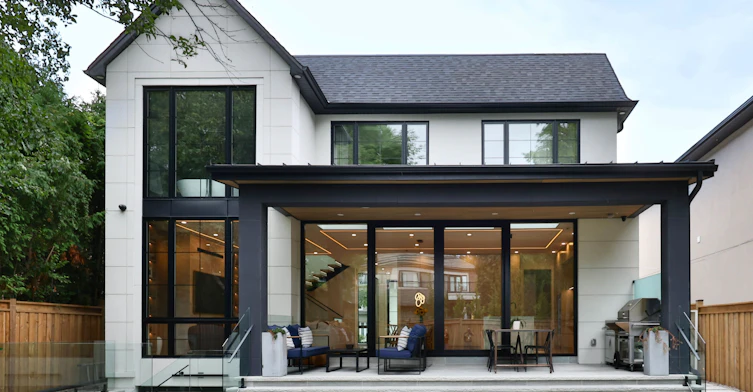 12 Bernice Avenue, Toronto, ON, M8Y 1Z6 - 6