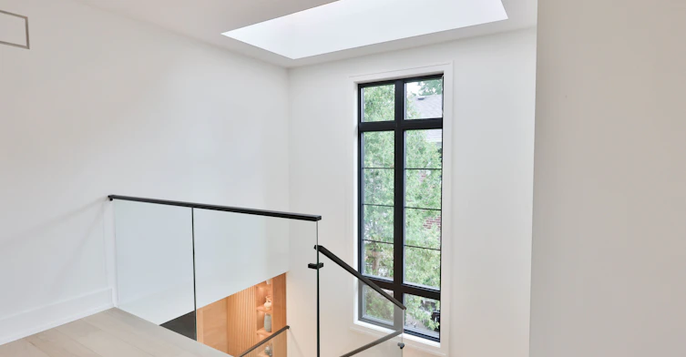 12 Bernice Avenue, Toronto, ON, M8Y 1Z6 - 38