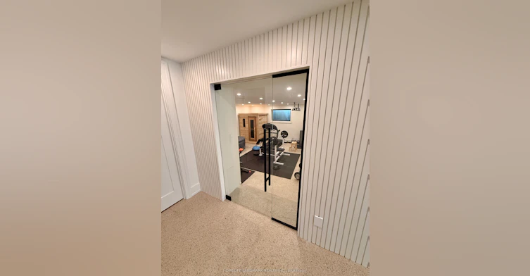 12 Bernice Avenue, Toronto, ON, M8Y 1Z6 - 48