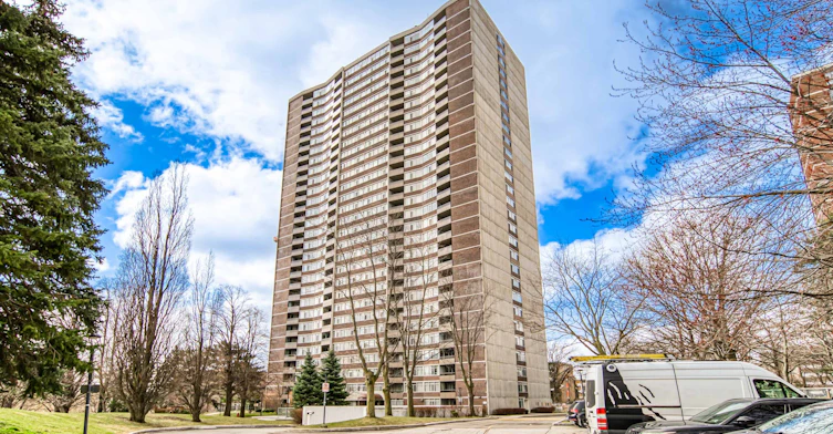 1007-3100 Kirwin Avenue, Mississauga, ON, L5A 3S6