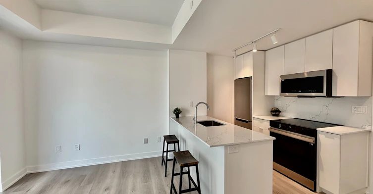 703-2075 Lakeshore Road, Burlington, ON, L7R 1E2 - 7