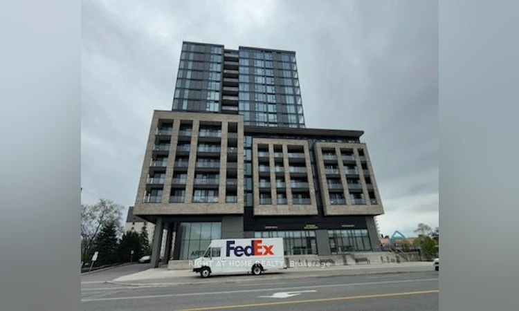 909-86 Dundas Street E