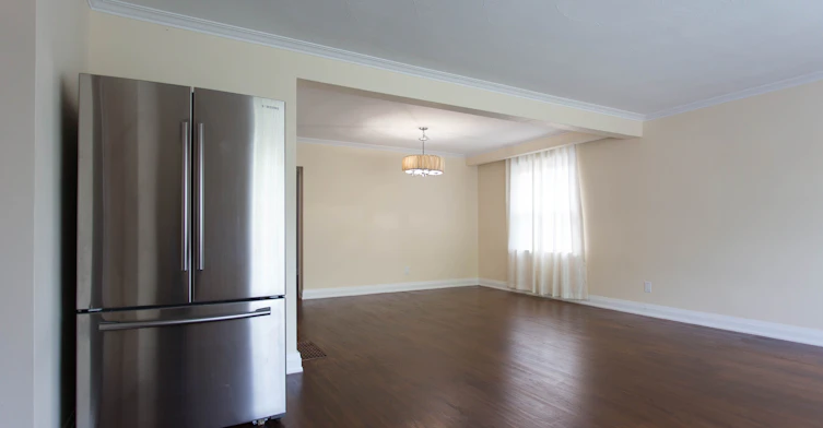 30 Northampton Drive, Toronto, ON, M9B 4S6 - 2