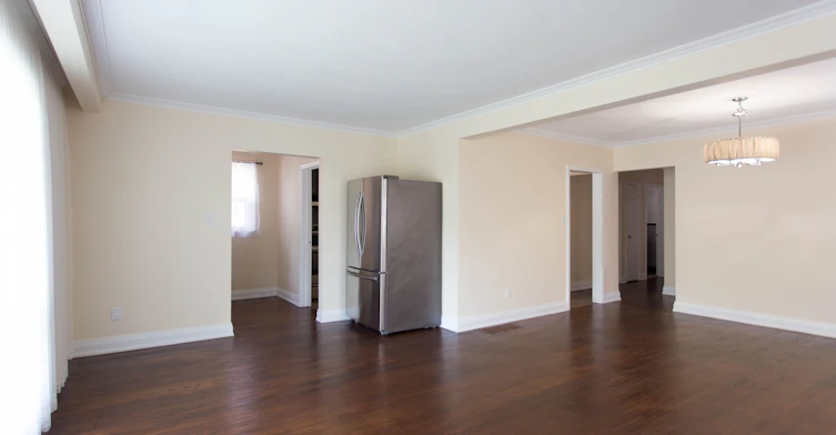30 Northampton Drive, Toronto, ON, M9B 4S6 - 8