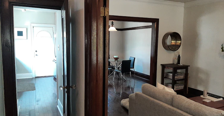 Upper-180 Dufferin Street, Toronto, ON, M6K 1Z2 - 5