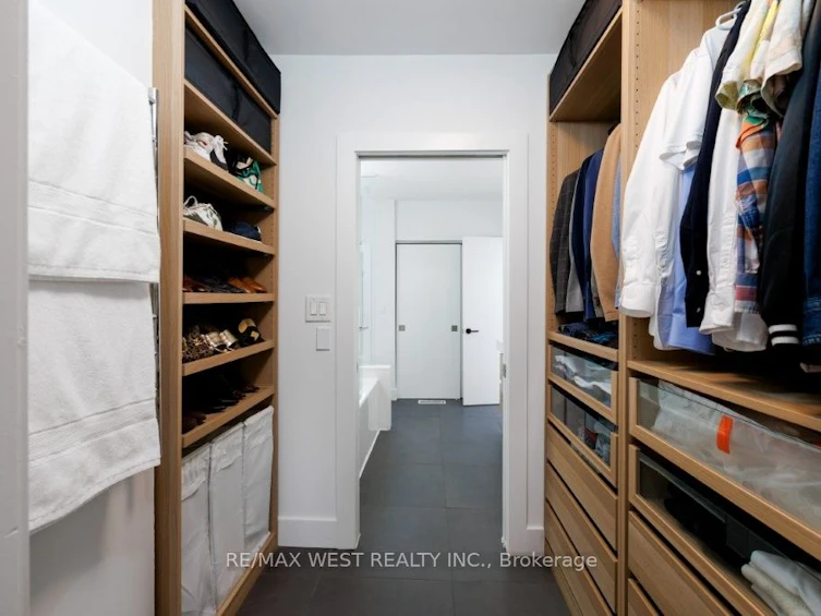 110 Fern Avenue, Toronto, ON, M6R 1K3 - 22