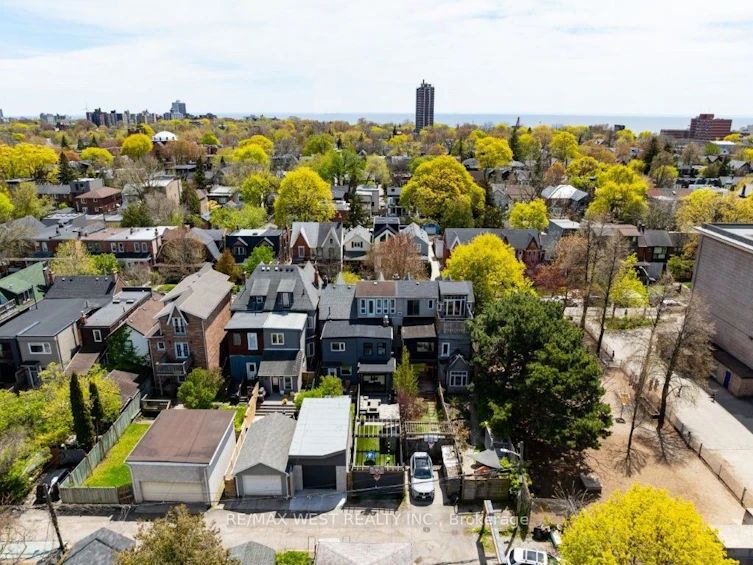 110 Fern Avenue, Toronto, ON, M6R 1K3 - 37