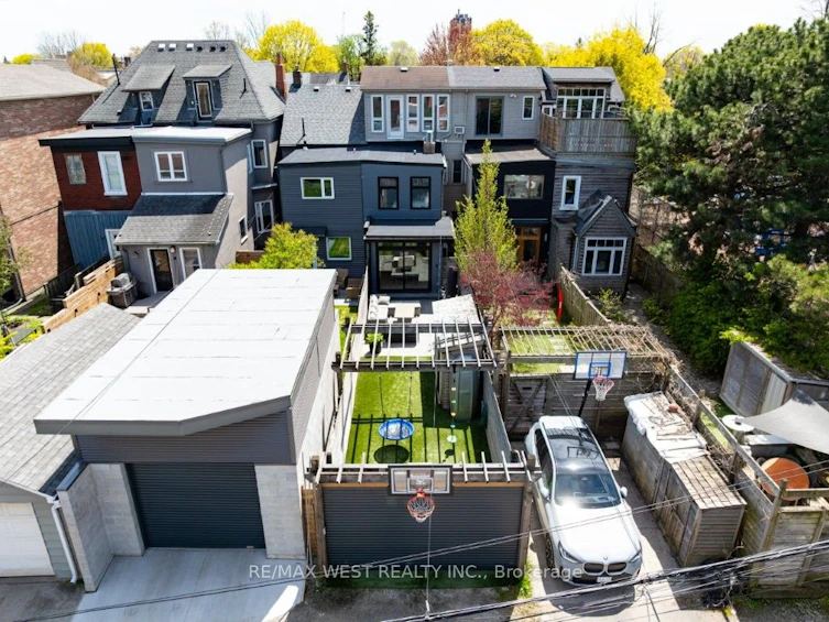 110 Fern Avenue, Toronto, ON, M6R 1K3 - 36