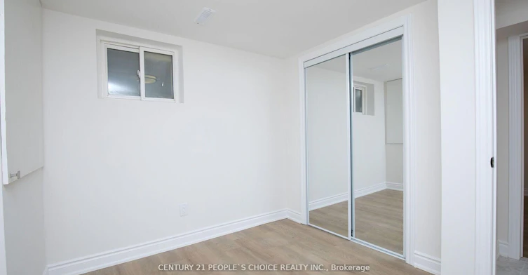 2 Betteridge Lane W, Toronto, ON, M9V 4E8 - 20