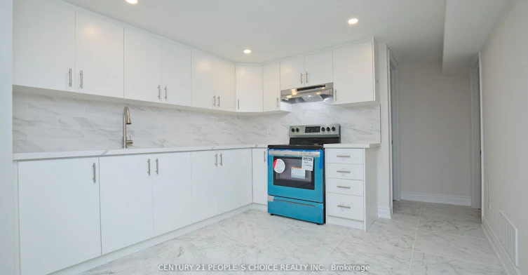 2 Betteridge Lane W, Toronto, ON, M9V 4E8 - 14