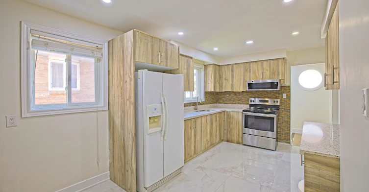 Upper-4 Fallway Road, Brampton, ON, L6V 3H2 - 10