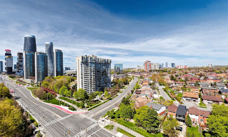 1501-200 Burnhamthorpe Road E
