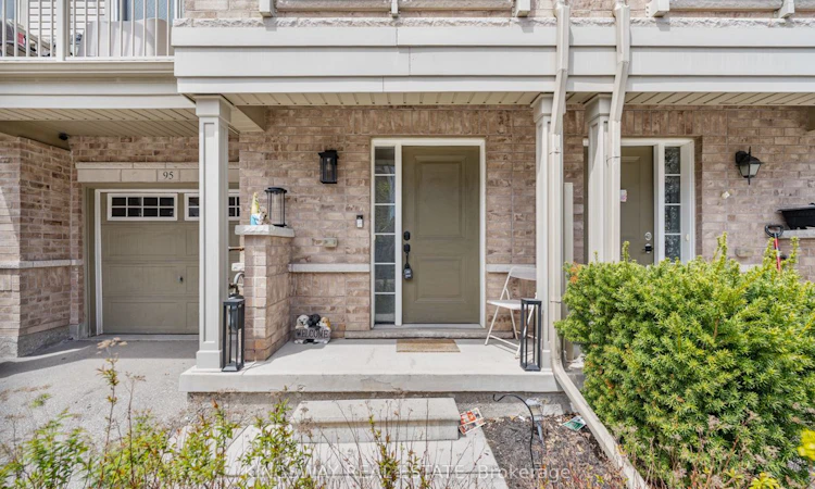 95-165 Hampshire Way