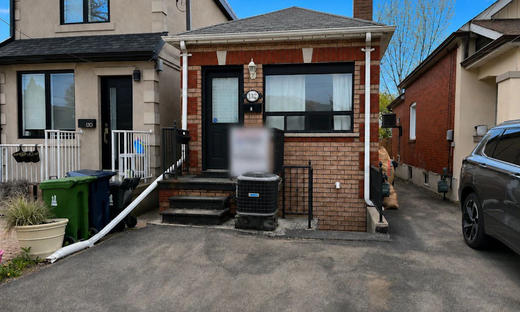 132 Spears Street