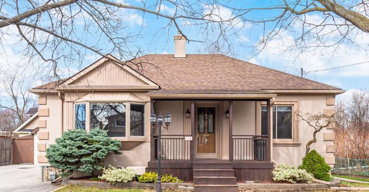 1A Sophia Street, Brampton, ON, L6V 1T8